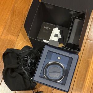 WOLF Single Watch Winder in Black and Navy